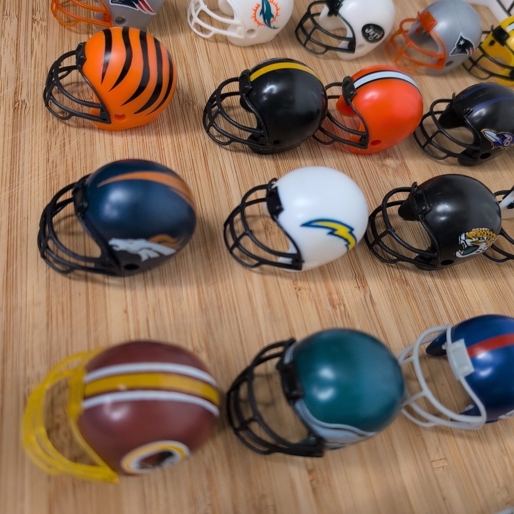 Lot of 30 NFL Mini Helmet Pencil Toppers A&A Global Gumball - Picture 12 of 16